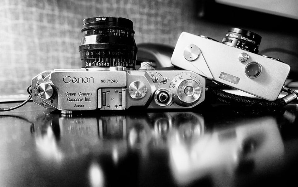 25 Best Monochromatic Black and White Photography 22 Henk Sijgers