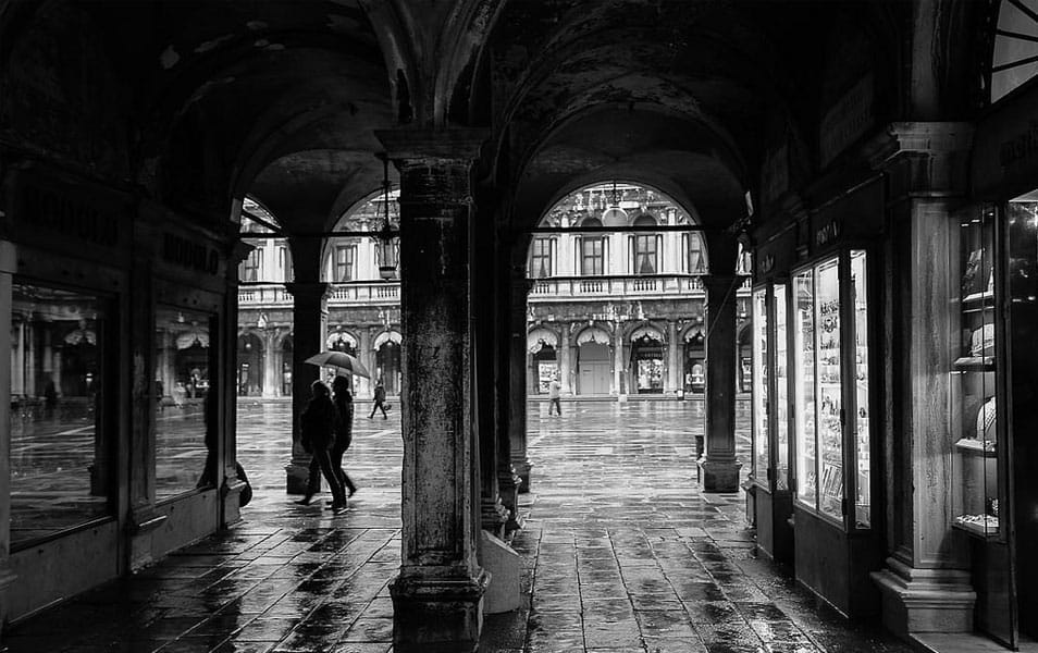 25 Best Monochromatic Black and White Photography 25 Vincenzo Tornello