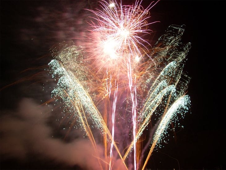 40 Amazing Examples of Firework Photography 13 Fireworks Spectacular