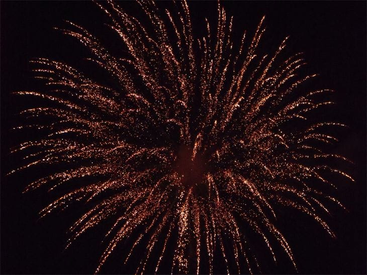 40 Amazing Examples of Firework Photography 2 More Fireworks