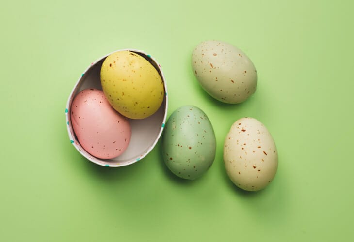 50 Beautiful Easter Wallpapers 62 Eggs In An Egg Shaped Box