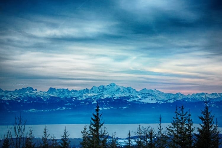 40 Beautiful Free Winter Wallpaper Designs For Inspiration 13 Mont Blanc