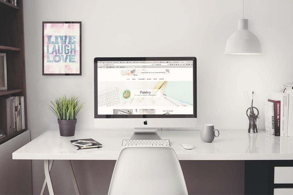 Free iMac 5K Retina 27 Mockup PSD