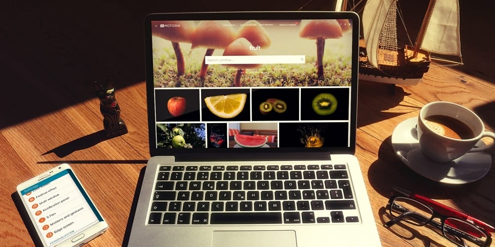 Free Workspace Mockup Design Templates 236 Mac Book Mockup