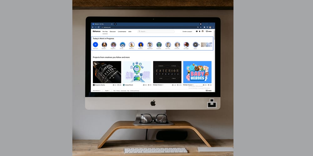 Free Workspace Mockup Design Templates 255 Mac Mockup