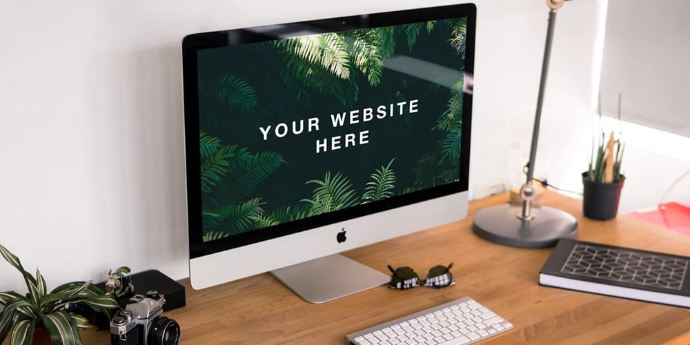 iMac on Desk Mockup PSD