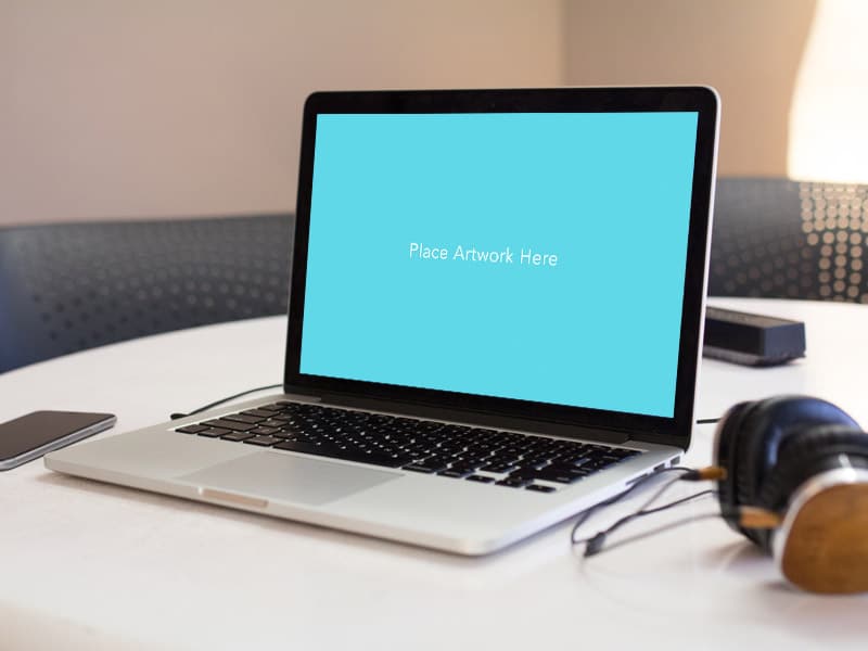 Free Macbook Mockup PSD