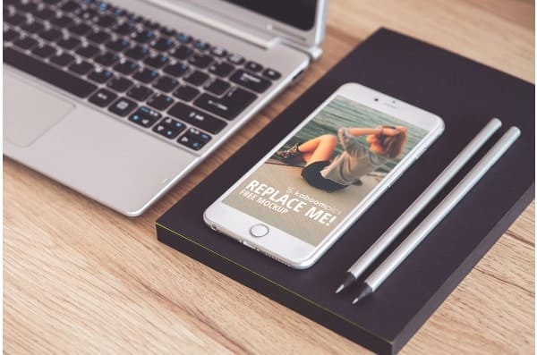 Latest Free Web Elements From September 2015 33 iPhone 6 Plus on Desk