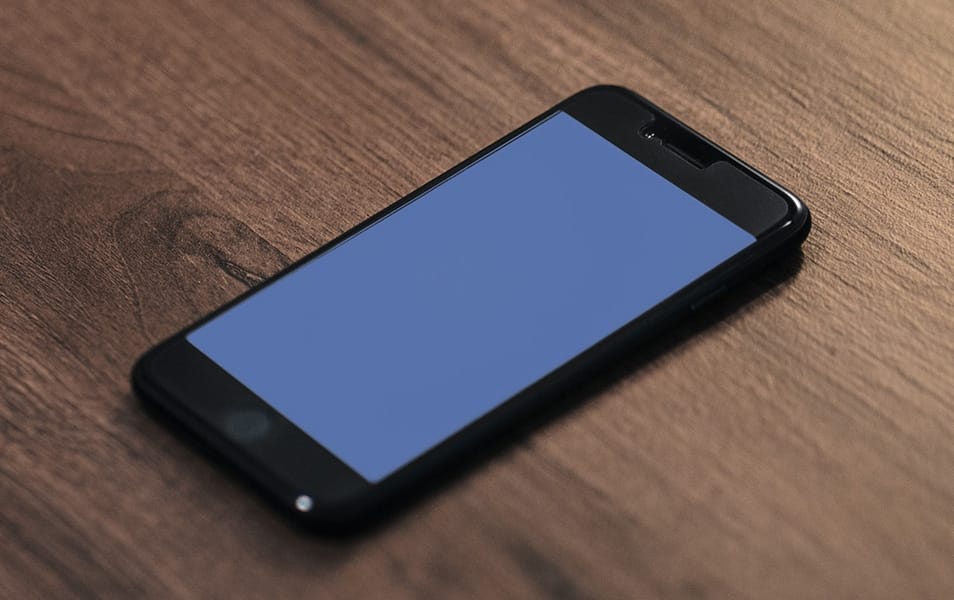 50+ iPhone 7 Mockup Design Templates 28 Iphone 7 mockup