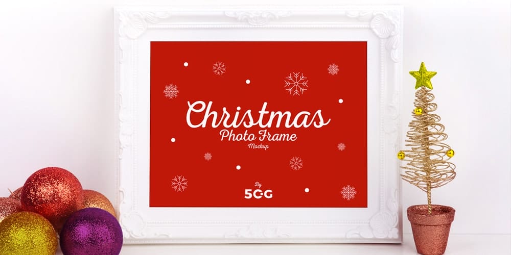 Free Scene Creators and Mockups for Christmas Greetings 7 Free Christmas Photo Frame Mockup