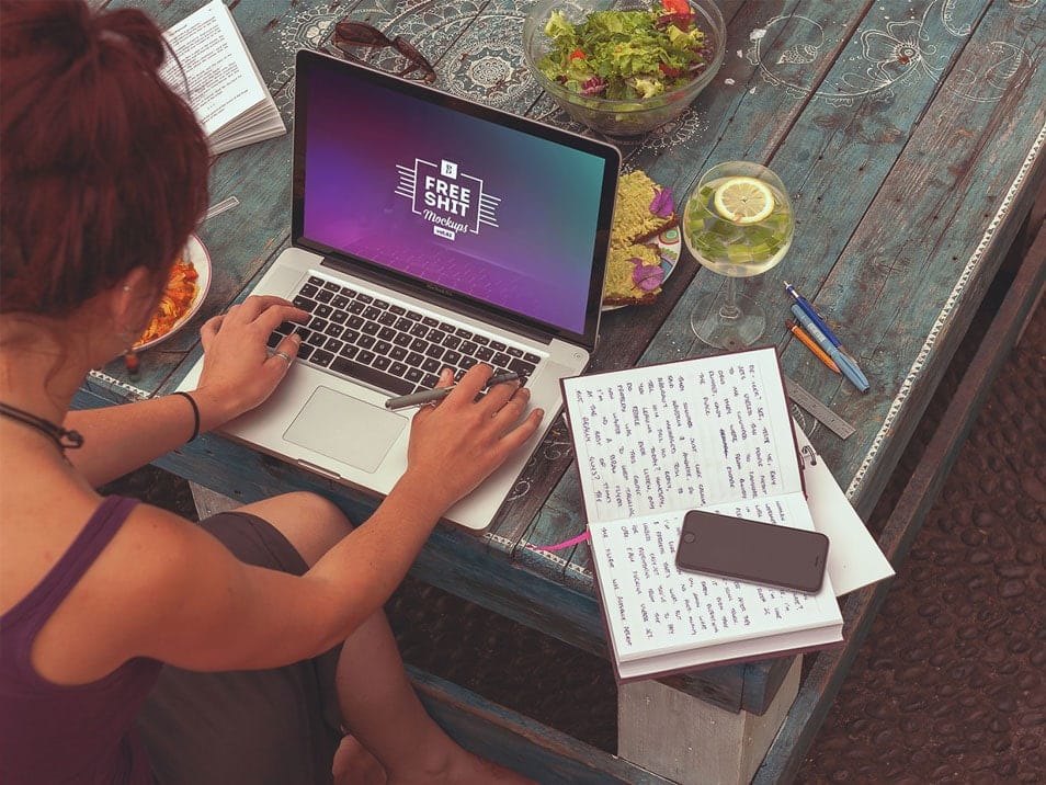 8 Free Hi-Res iPhone & MacBook Mockups 2 8 Free Hi-Res iPhone & MacBook Mockups