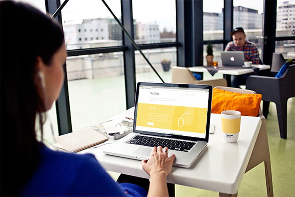 Macbook Pro Photo MockUp 2 Macbook Pro Photo MockUp