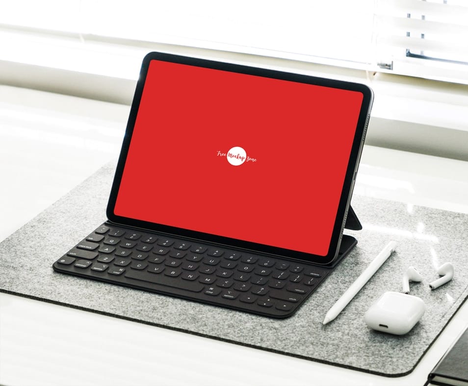 Free iPad Pro Mockup PSD 2 Free iPad Pro Mockup PSD