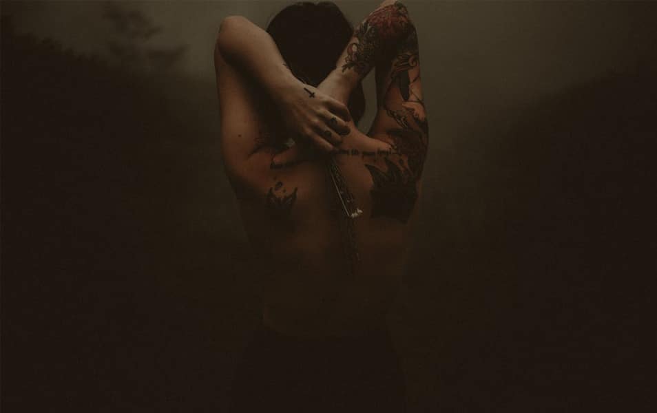 50+ Collection of Excellent Dark Wallpapers 8 Person Touching Own Bac