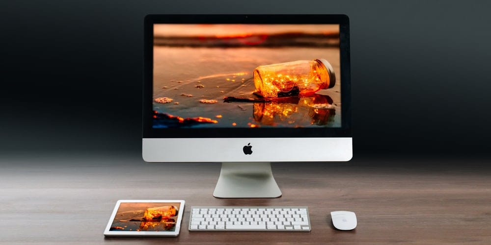 Free Workspace Mockup Design Templates 310 iMac With Keyboard On Desk Mockup