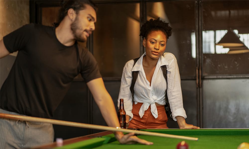 From Work Calls to Living Room Laughs: Why Communication Tools Are Changing Everything 3 Evenings Start to Feel Different