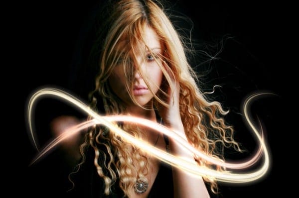 Add Light Streaks to a Photo with Photoshop