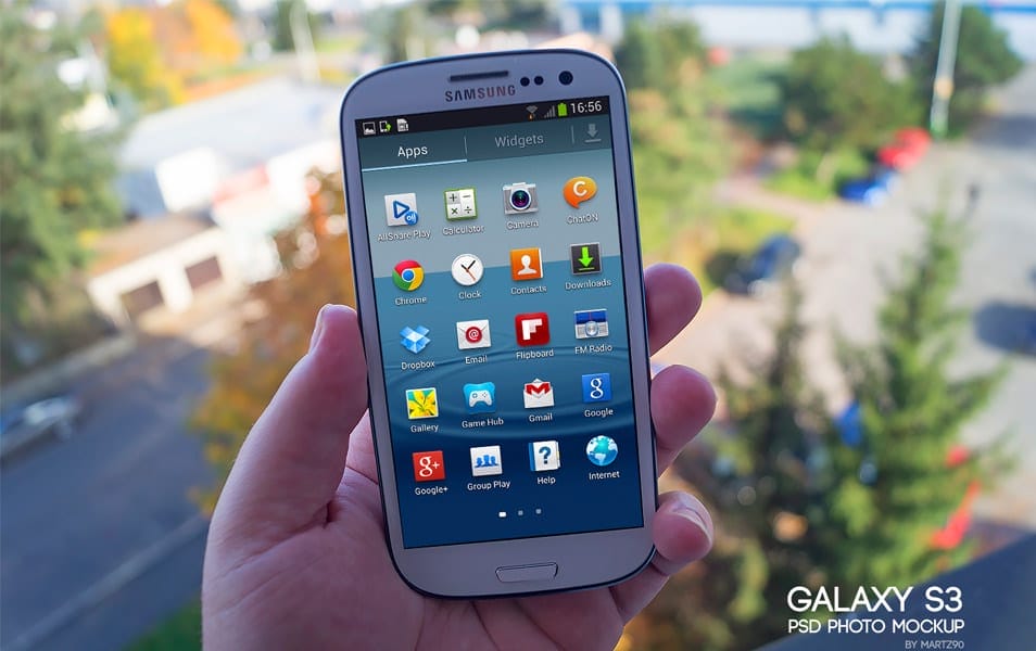 Galaxy S3 Hand Mockup PSD