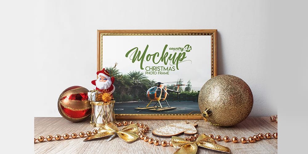 Free Christmas Photo Frame MockUp PSD