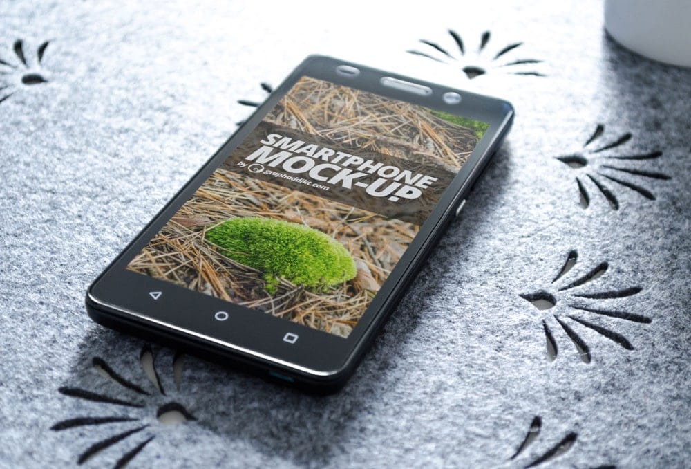 Free Smartphone Mockup PSD