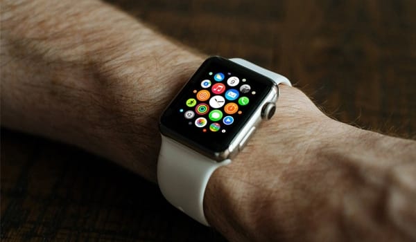 5 Free Apple Watch Mockups