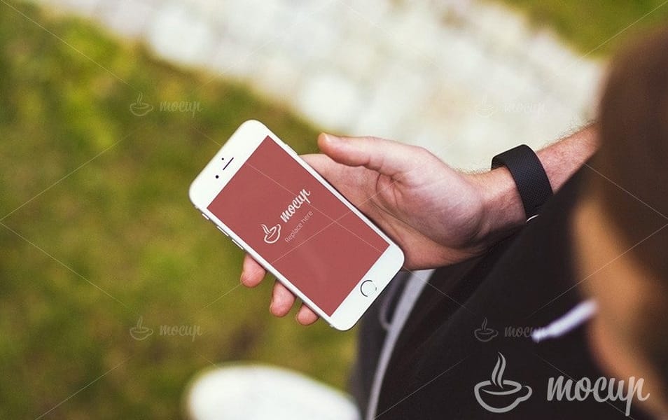 Free iPhone PSD Mockup in Central Park