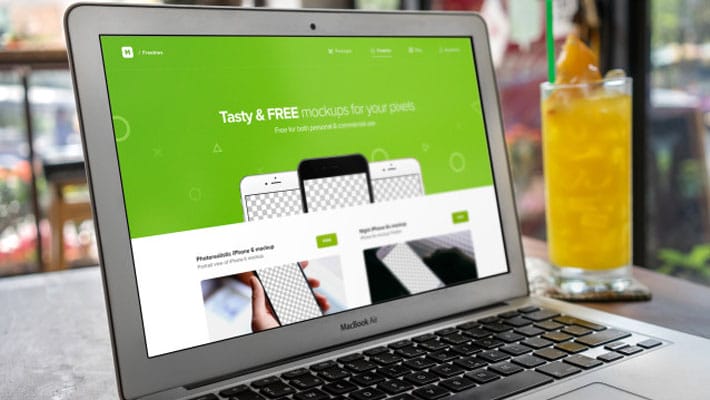 Macbook Air in Hipster Coffee Shop