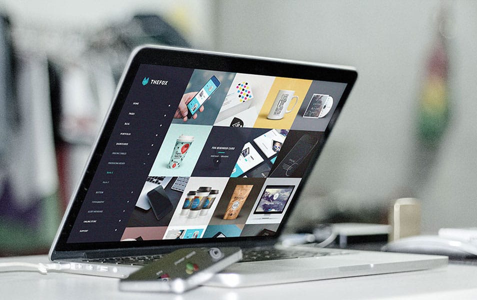 Macbook Pro Retina Free PSD Mockups Template