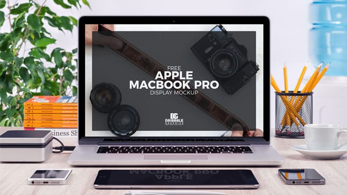 Free Apple MacBook Pro Display Mock-up PSD