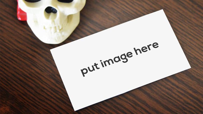 Free Business Card Mockup on Table PSD