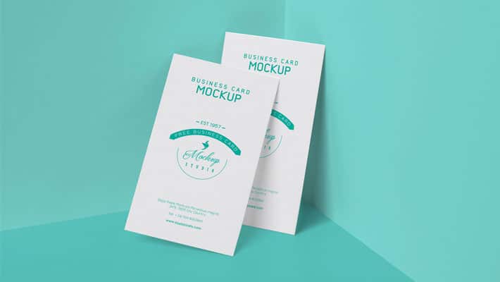 Free Visiting Card PSD Mockup
