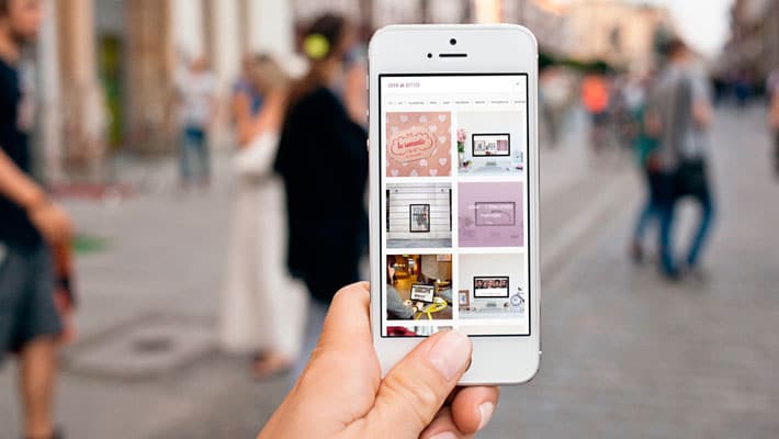 Free iPhone 5 Photo Mockup