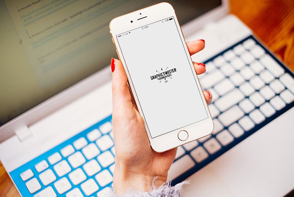 Hand iPhone 6 Mockup