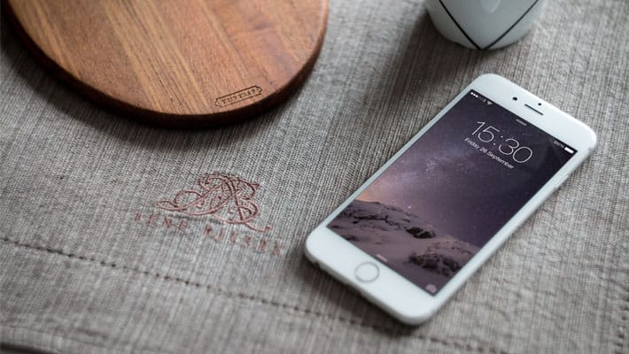 iPhone 6 Photography MockUp