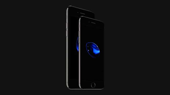 iPhone 7 and iPhone 7 Plus Jet Black PSD Mockup