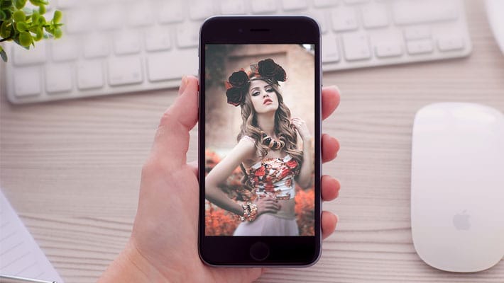 Women Holding iPhone 6 Mockup