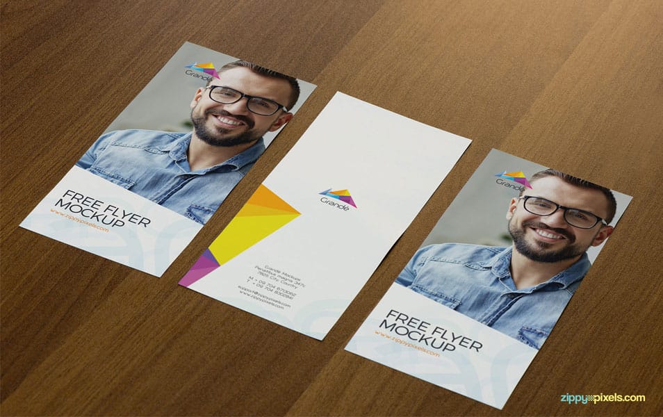 Free Appealing Flyer Mockup PSD
