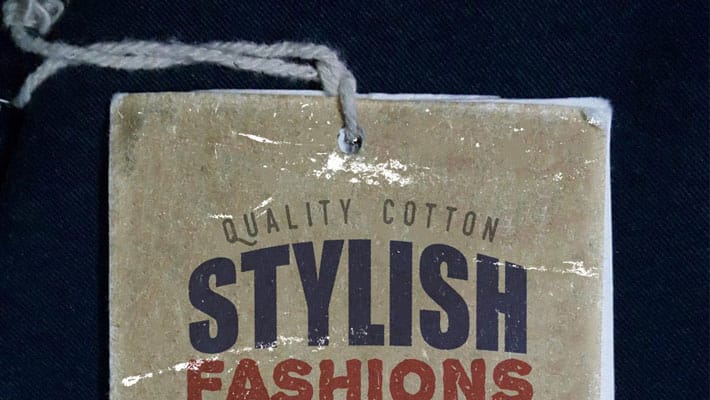 Vintage Clothing Label Mockup PSD