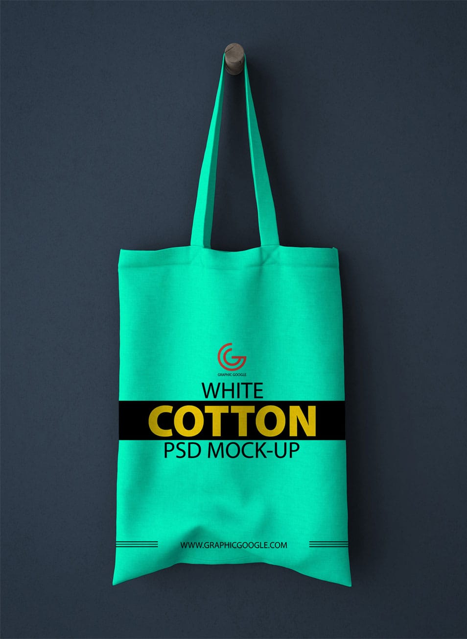 Free White Cotton Bag PSD Mock-up For Graphic Designers