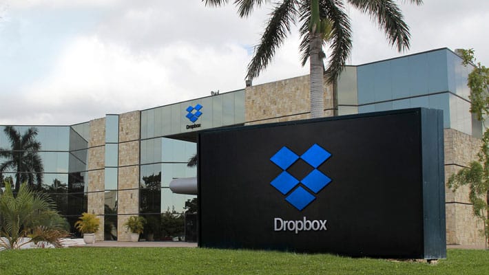 Logo Headquarters Mockup