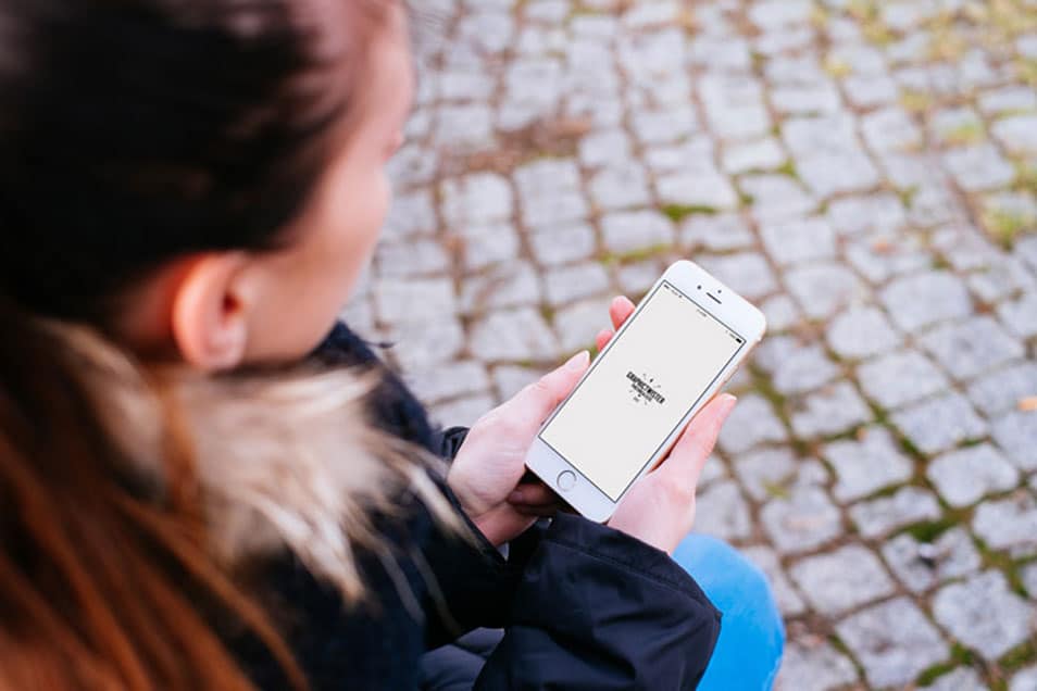 Woman iPhone 6 Mockup