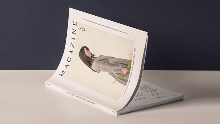 Cover Magazine Mockup Presentation