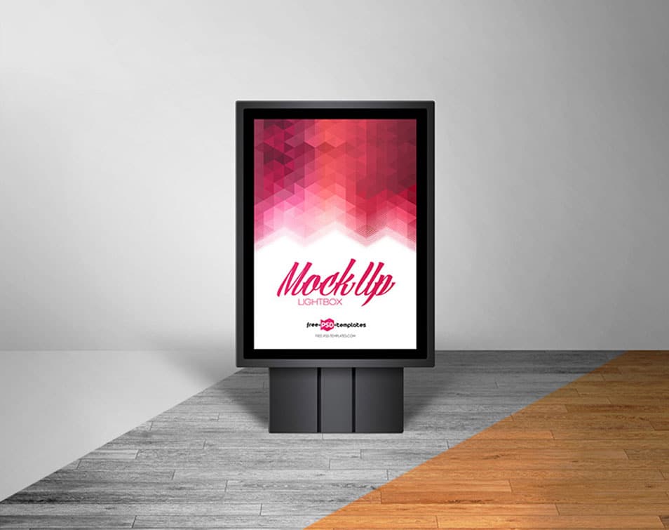 Free Lightbox Poster Outdoor Mock-up in PSD