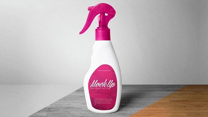 Free Spray Plastic Bottle Mock-up in PSD