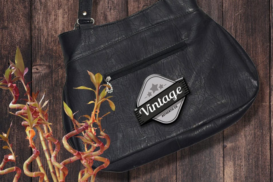 Vintage Bag 3D Logo Mockup PSD Free Download
