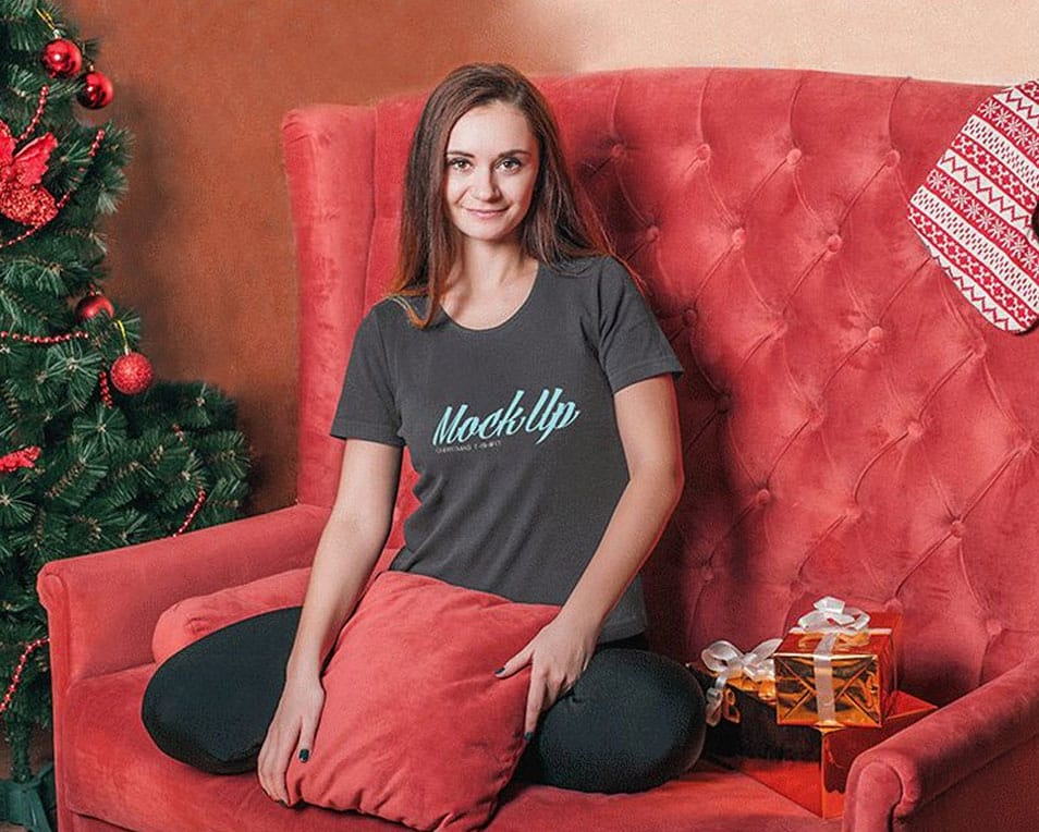 Free Christmas T-Shirt Mock-up in PSD
