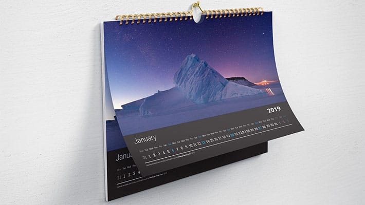 Free Horizontal Wall Calendar Mockup