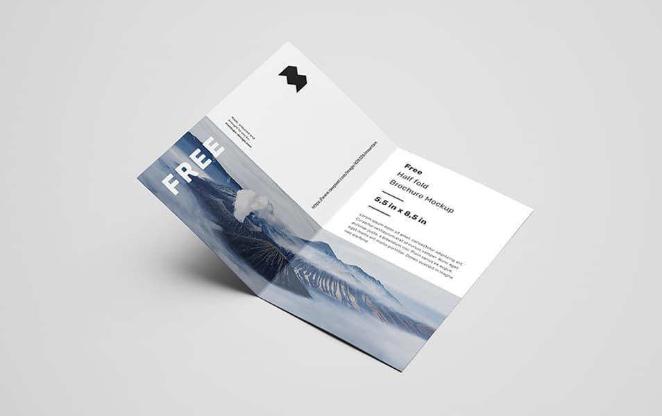 Free US Half Fold Brochure Mockup