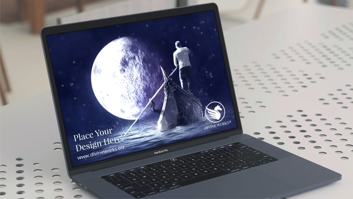 Free Mackbook Pro Mockup PSD