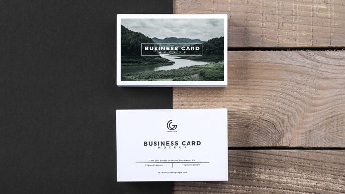 Free Modern Business Card Mockup PSD